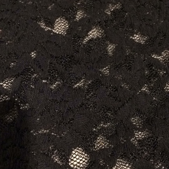 Lace top - Picture 3 of 3